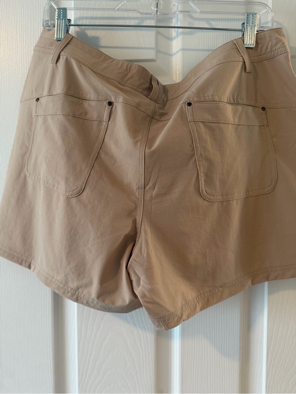 Willit UPF 50+ Hiking Shorts NWT Khaki Size 12
